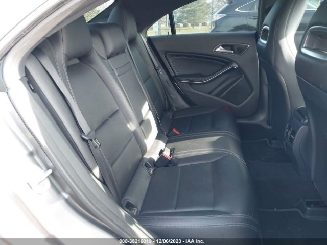 2019 MERCEDES-BENZ CLA WDDSJ4GB5KN723164 Photo 7
