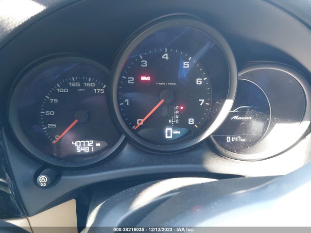 2018 PORSCHE MACAN WP1AA2A56JLB17913 Photo 6
