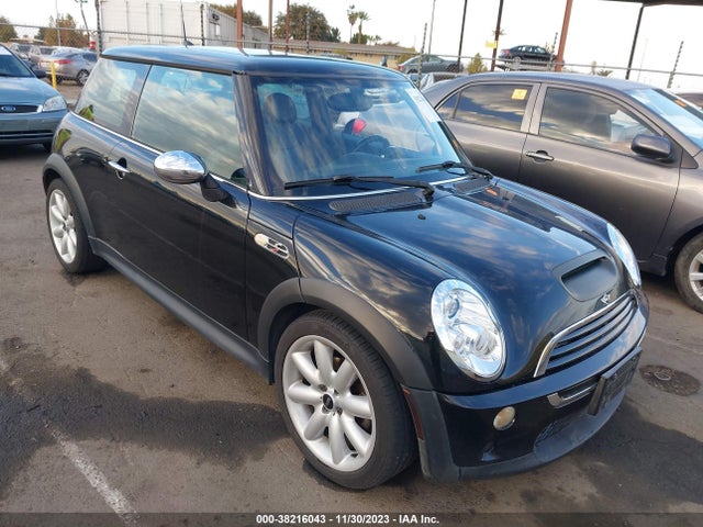 2005 MINI COOPER S WMWRE33535TG99339 Photo 0