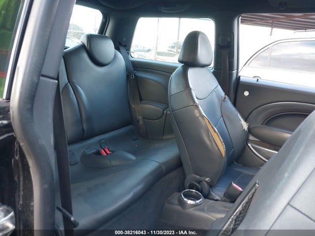 2005 MINI COOPER S WMWRE33535TG99339 Photo 7