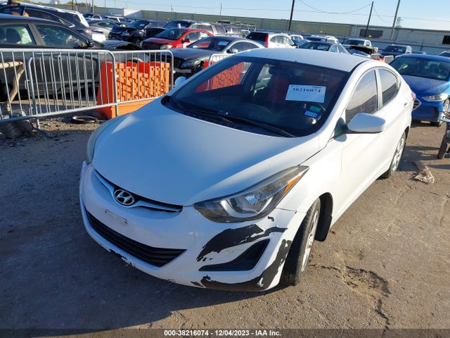 Hyundai ELANTRA SE 2016 5NPDH4AE1GH669452 Image 2