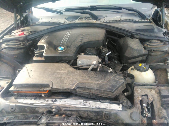 BMW 320i Xdrive 2015 WBA3C3G51FNS74260 Image 10