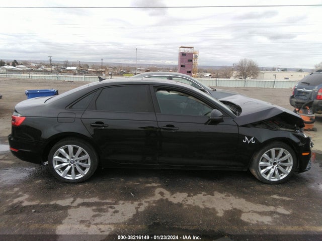 WAUANAF45HN010587 Audi A4 2.0t Premium