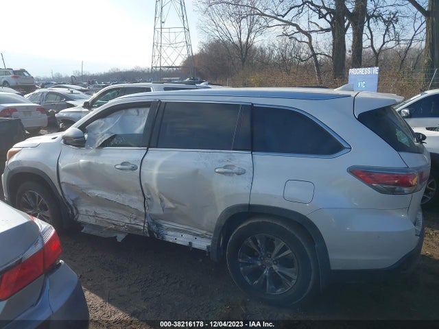 2015 TOYOTA HIGHLANDER XLE V6 VIN: 5TDJKRFH2FS110294