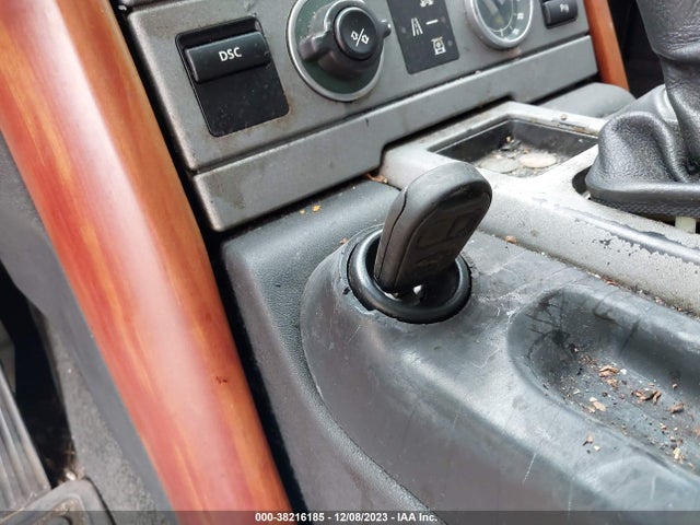 2004 LAND ROVER RANGE ROVER HSE VIN: SALME11474A178443