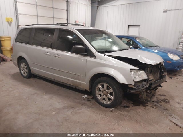 2010 CHRYSLER TOWN & COUNTRY LX VIN: 2A4RR2D14AR357047