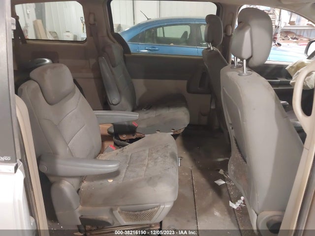 2010 CHRYSLER TOWN & COUNTRY LX VIN: 2A4RR2D14AR357047