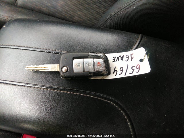 Nissan ROGUE S 2017 JN8AT2MT4HW148516 Image 11