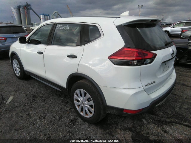Nissan ROGUE S 2017 JN8AT2MT4HW148516 Image 3
