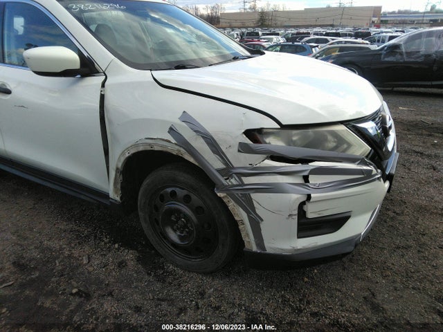 Nissan ROGUE S 2017 JN8AT2MT4HW148516 Image 6