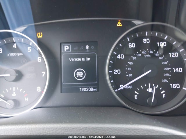 2017 HYUNDAI ELANTRA VALUE EDITION VIN: 5NPD84LF9HH180000