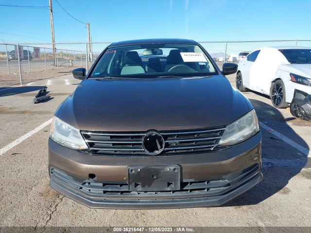 3VW2K7AJ0FM201838 Volkswagen Jetta 2.0l S