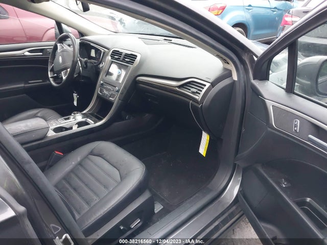 2018 FORD FUSION SE VIN: 3FA6P0HD6JR230307