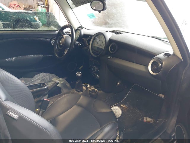 2012 MINI COOPER S WMWSV3C52CTY28618 Photo 4