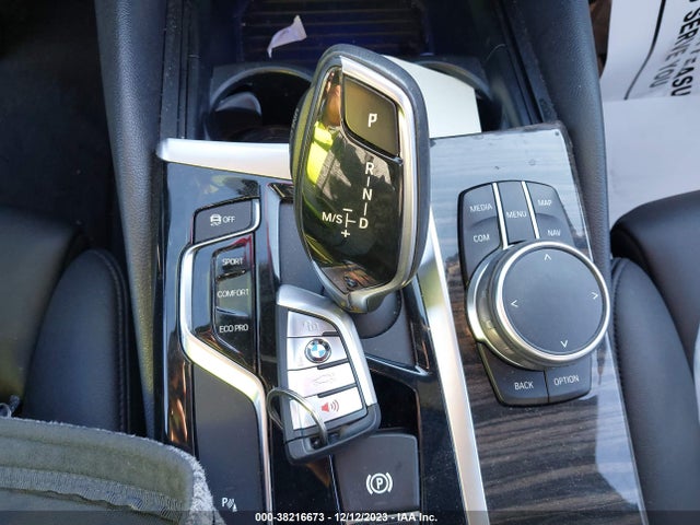 2018 BMW 530I VIN: WBAJA5C52JWA38009