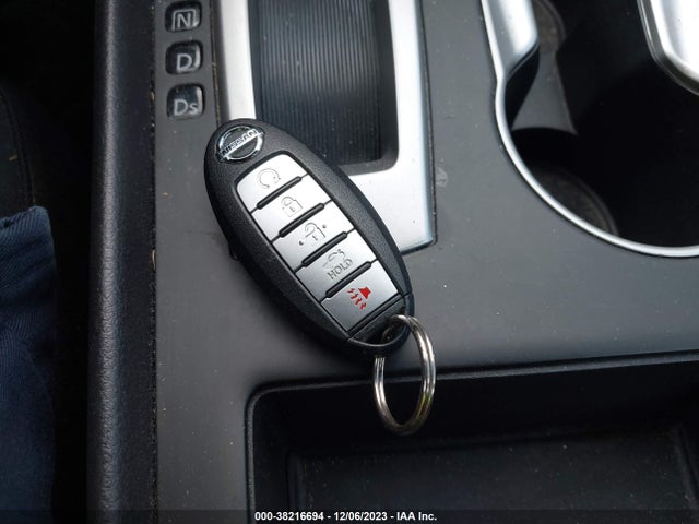 2017 NISSAN ALTIMA 2.5 SV VIN: 1N4AL3AP8HC210371