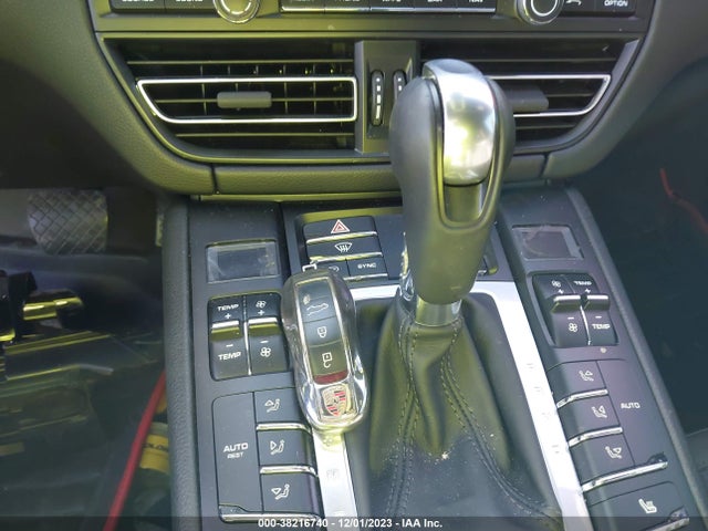 2021 PORSCHE MACAN WP1AA2A56MLB02476 Photo 10