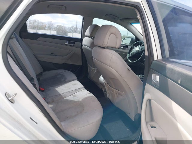 2015 HYUNDAI SONATA SE VIN: 5NPE24AF3FH253366