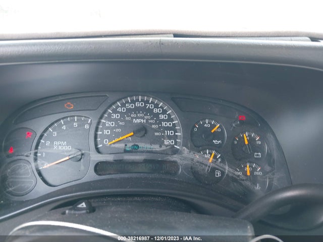 2004 CHEVROLET SILVERADO 1500 LS VIN: 2GCEC19T241143266
