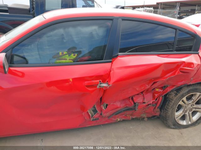 2C3CDXBG7NH200627 Dodge Charger Sxt Rwd