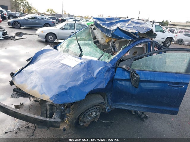 5NPD74LF1JH382922 Hyundai ELANTRA SE