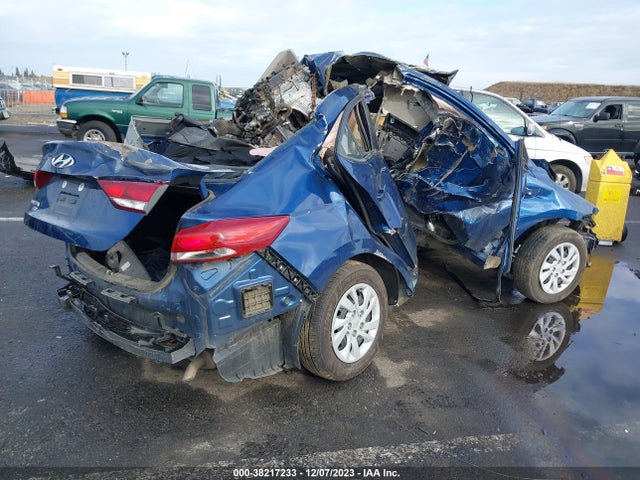 5NPD74LF1JH382922 Hyundai ELANTRA SE