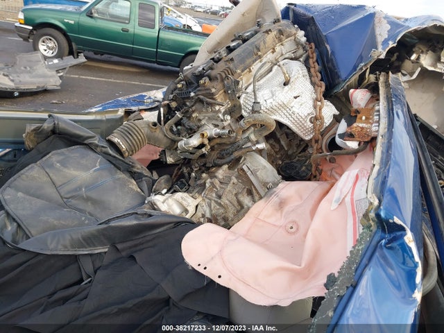 5NPD74LF1JH382922 Hyundai ELANTRA SE