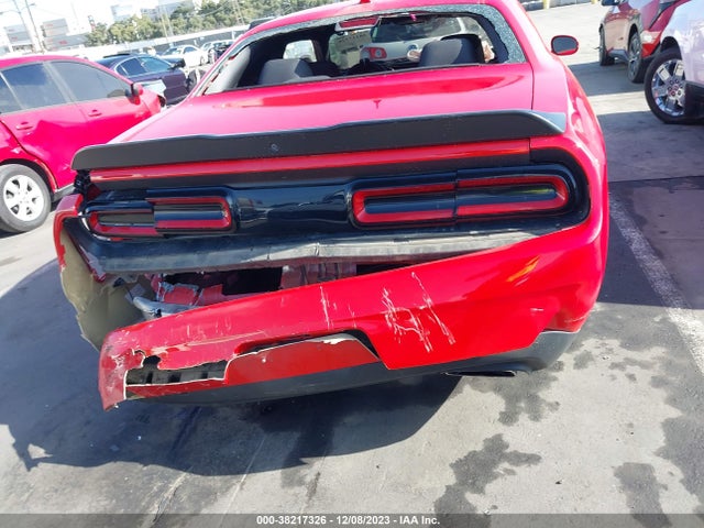 Dodge Challenger R/t Scat Pack 2018 2C3CDZFJ9JH202343 Image 16