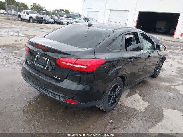 Ford FOCUS SE 2016 1FADP3F23GL264609 Image 4