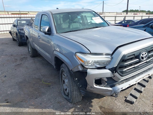 Toyota Tacoma Sr 2017 5TFRX5GNXHX076832 zdjęcie główne