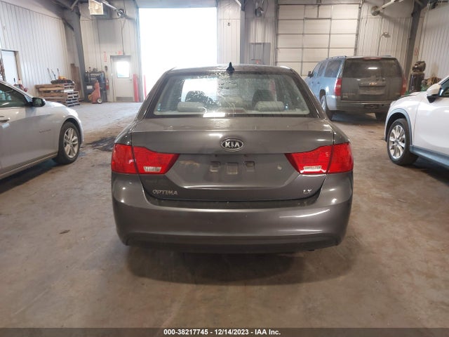 2009 KIA OPTIMA LX VIN: KNAGE228295334638