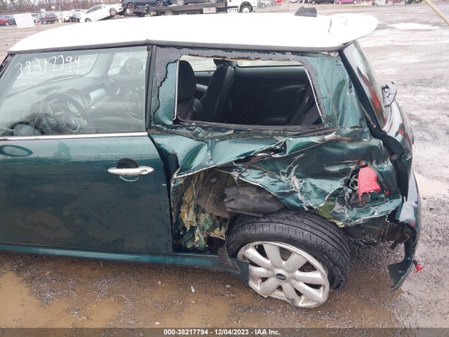 2007 MINI COOPER S WMWMF73527TT83722 Photo 5