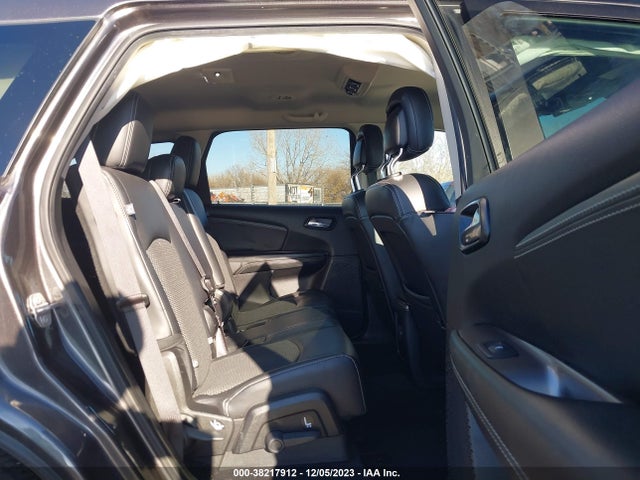 2019 DODGE JOURNEY CROSSROAD AWD VIN: 3C4PDDGG5KT764932