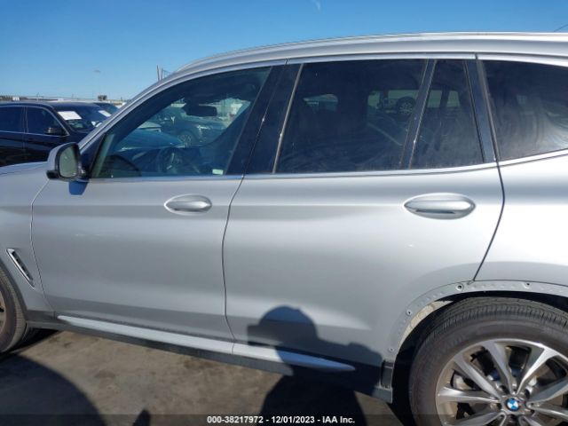 5UXTR7C59KLF27766 BMW X3 Sdrive30i