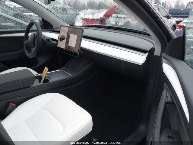 2023 TESLA MODEL Y AWD/LONG RANGE DUAL MOTOR ALL-WHEEL DRIVE VIN: 7SAYGDEE2PF885522