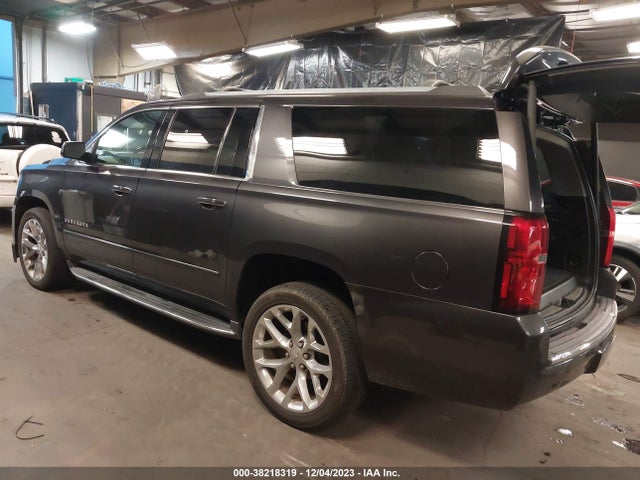 Chevrolet Suburban Premier 2017 1GNSKJKC2HR337462 Image 3