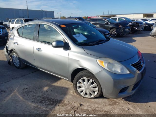 3N1CN7AP3EL818676 Nissan Versa 1.6 Sv