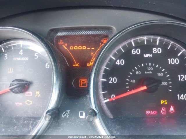 3N1CN7AP3EL818676 Nissan Versa 1.6 Sv