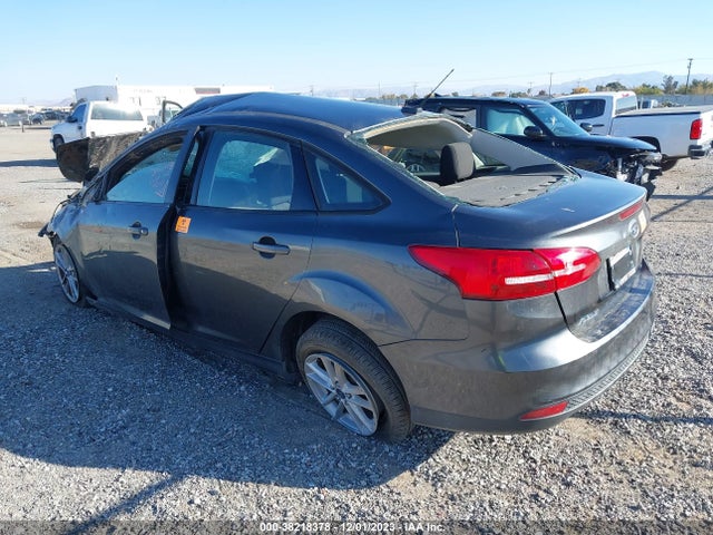 2018 FORD FOCUS SE VIN: 1FADP3F26JL211412