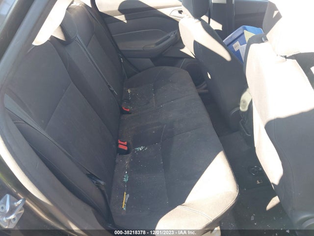 2018 FORD FOCUS SE VIN: 1FADP3F26JL211412