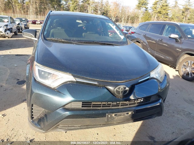 Toyota RAV4 LE 2018 JTMBFREV0JJ220671 Image 12