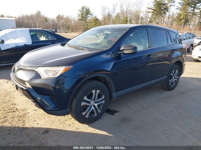 Toyota RAV4 LE 2018 JTMBFREV0JJ220671 Image 2