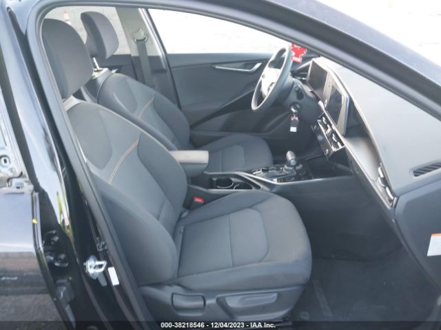KNDCP3LE1P5116760 KIA NIRO LX