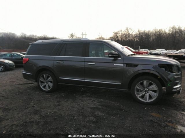 5LMJJ3LTXJEL14924 Lincoln Navigator L Reserve