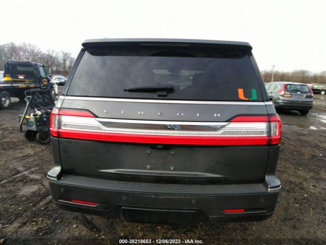 5LMJJ3LTXJEL14924 Lincoln Navigator L Reserve