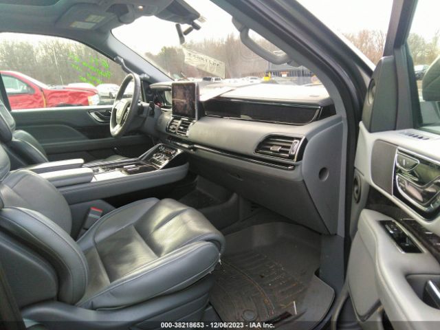 5LMJJ3LTXJEL14924 Lincoln Navigator L Reserve