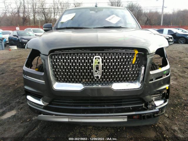5LMJJ3LTXJEL14924 Lincoln Navigator L Reserve
