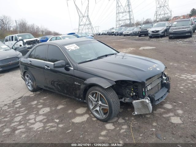 2011 MERCEDES-BENZ C 63 AMG WDDGF7HB9BF544367