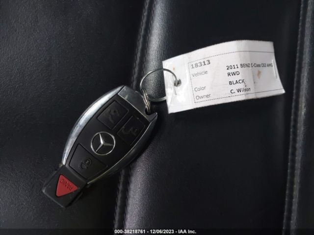 2011 MERCEDES-BENZ C 63 AMG WDDGF7HB9BF544367 Photo 10