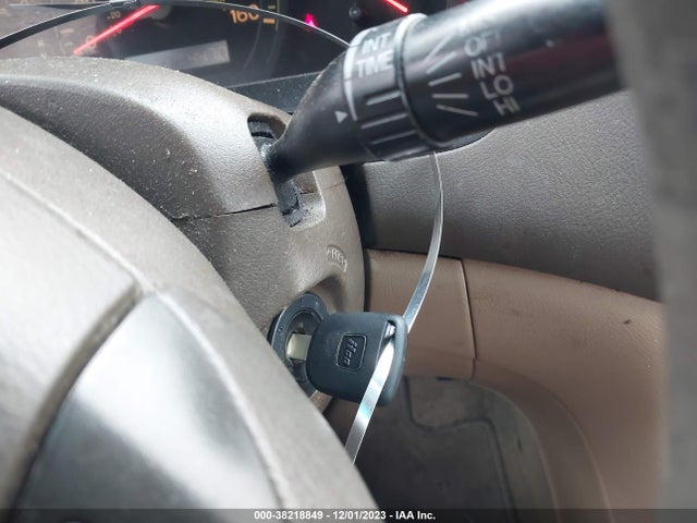 2004 HONDA ACCORD 2.4 EX VIN: 1HGCM56604A009728